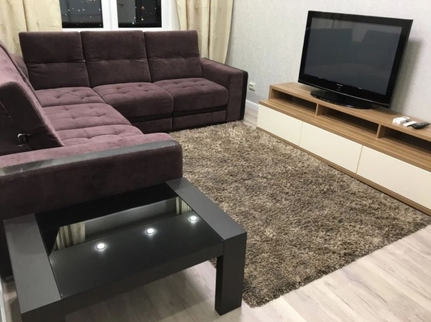 Сеславинская, 18 <br>Багратионовская — 290 м <br>Сдам однокомнатную квартиру с новым ремонтом. В квартире поставлена мебель и техника для комфортного проживания. Есть диван раскладной, шкаф вместительный под одежду, кондиционер,телевизор плазменный,проведен вай фай, прихожка. Кухонный гарнитур новый, плита с духовкой,микроволновка, вытяжка, холодильник,чайник, посуда для еды необходимая. Санузел совмещенный с ванной, стиральная машинка автомат. Рядом с домом удобная транспортная развязка в любую часть города,также продуктовые супермаркеты, различные магазины, кафе, и многое другое. Рассматриваем как и семейных пар, так и работающих платежеспособных жильцов на длительный срок. Национальность не имеет значения. Цена 27000 <br>+79090783635 <br>#арендаквартирвмоскве#снимуквартиру#сдамквартиру#снимуквартирумосква#сдамквартирумосква#арендаквартир#москвааренда#снятьквартирувмоскве#квартиравмоскве#недвижимостьвмоскве#следуй#следуйзамной#подпишись#девушка#девушки#лайки#лайкивзаимно#селфи#привет#инстаграм#супер#инстаграманит#ремонтквартир#инстамода#мода#универ#университет#москва - фото Фото: Сеславинская, 18 <br>Багратионовская — 290 м <br>Сдам однокомнатную квартиру с новым ремонтом. В квартире поставлена мебель и техника для комфортного проживания. Есть диван раскладной, шкаф вместительный под одежду, кондиционер,телевизор плазменный,проведен вай фай, прихожка. Кухонный гарнитур новый, плита с духовкой,микроволновка, вытяжка, холодильник,чайник, посуда для еды необходимая. Санузел совмещенный с ванной, стиральная машинка автомат. Рядом с домом удобная транспортная развязка в любую часть города,также продуктовые супермаркеты, различные магазины, кафе, и многое другое. Рассматриваем как и семейных пар, так и работающих платежеспособных жильцов на длительный срок. Национальность не имеет значения. Цена 27000 <br>+79090783635 <br>#арендаквартирвмоскве#снимуквартиру#сдамквартиру#снимуквартирумосква#сдамквартирумосква#арендаквартир#москвааренда#снятьквартирувмоскве#квартиравмоскве#недвижимостьвмоскве#следуй#следуйзамной#подпишись#девушка#девушки#лайки#лайкивзаимно#селфи#привет#инстаграм#супер#инстаграманит#ремонтквартир#инстамода#мода#универ#университет#москва