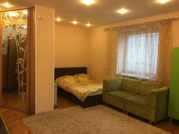 Москва, Фрунзенская 3-я, 18 <br>Хамовники район <br>Фрунзенская — 750 м <br>СТУДИЯ. <br>Двуспальная кровать и диван, возможно размещение до 4 человек. Совмещенный сан узел, душевая кабина. Климат-контроль. Водонагреватель (летом нет проблем с горячей водой). Балкон застеклен. Паркет. Wi-Fi. <br>цена 28000 <br>89254809015 - фото Фото: Москва, Фрунзенская 3-я, 18 <br>Хамовники район <br>Фрунзенская — 750 м <br>СТУДИЯ. <br>Двуспальная кровать и диван, возможно размещение до 4 человек. Совмещенный сан узел, душевая кабина. Климат-контроль. Водонагреватель (летом нет проблем с горячей водой). Балкон застеклен. Паркет. Wi-Fi. <br>цена 28000 <br>89254809015