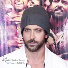 Hrithik Roshan Planet on Instagram: “Video 1 - Hrithik at Super30 Wrap up party 🎉 #super30 #Super30WrapParty #HRXFilms #hrithikroshan #hr #Hrithik...