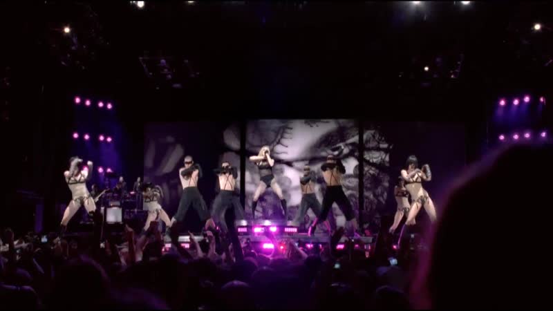 Madonna - Vogue (Sticky Sweet Tour)