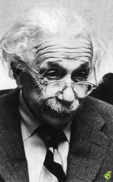 Что на самом деле означает знаменитая формула Эйнштейна Уравнение E=mc² мелькает везде: от кепок до наклеек на бамперах. В 2008 году Мэрайя Кэри даже назвала так свой альбом. Но что, в сущности,