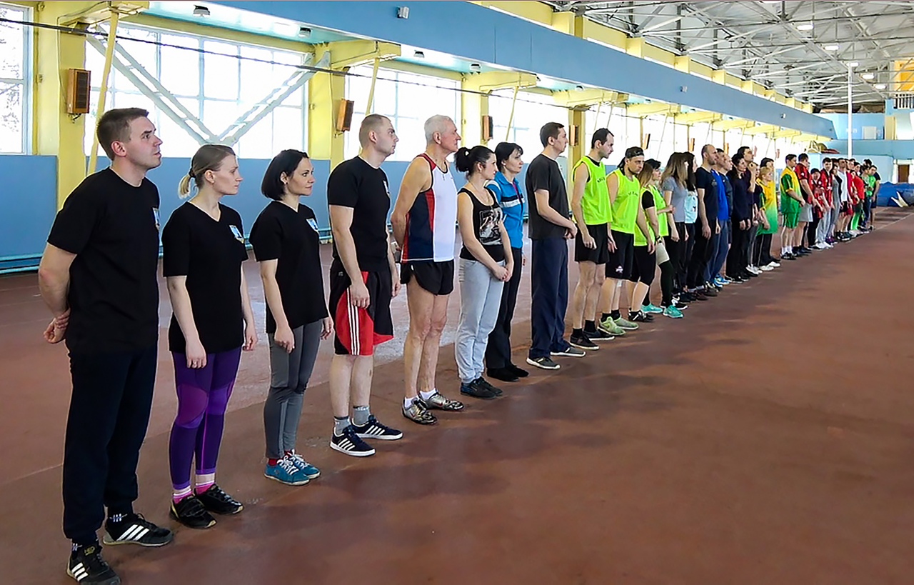 В Донецке прошёл очередной этап общегородской спартакиады среди сотрудников администраций города и районов