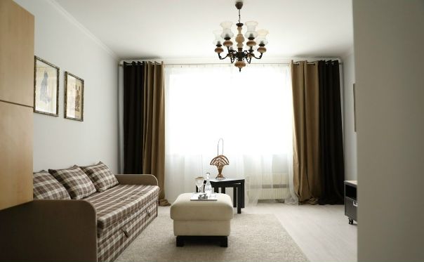 Москва, федеративный проспект, 24 <br>м. Новогиреево - 600 м <br>Сдаю однокомнатную квартиру на длительный срок. Квартира полностью укомплектована ( есть холодильник, телевизор, стиральная машина, микроволновка, кровать шкафы для одежды, кухонный гарнитур). Квартира после хорошего ремонта, ранее никто не проживал, рассмотрим для проживания одного-двух человек, потому что квартира небольшая. Рассмотри так же вариант проживания с детьми или с животными, но на особых условиях. <br>Цена: 25.000тр <br>+7(925)270-82-24 Роберт - фото Фото: Москва, федеративный проспект, 24 <br>м. Новогиреево - 600 м <br>Сдаю однокомнатную квартиру на длительный срок. Квартира полностью укомплектована ( есть холодильник, телевизор, стиральная машина, микроволновка, кровать шкафы для одежды, кухонный гарнитур). Квартира после хорошего ремонта, ранее никто не проживал, рассмотрим для проживания одного-двух человек, потому что квартира небольшая. Рассмотри так же вариант проживания с детьми или с животными, но на особых условиях. <br>Цена: 25.000тр <br>+7(925)270-82-24 Роберт