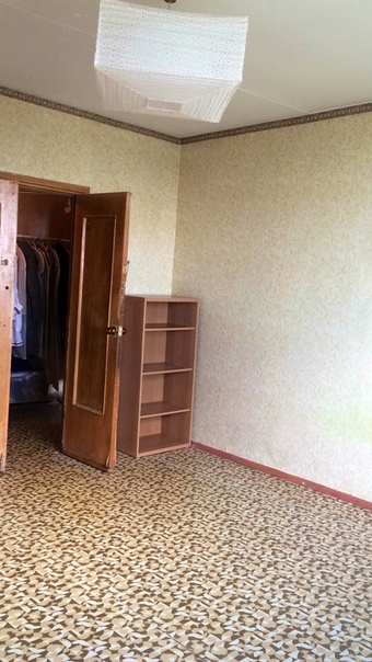 Ищу соседку в отдельную<br> комнату 15.000 + счетчики<br>В 2х комн.квартире.<br>М.Шипиловская <br>2-3минуты пешком!!!<br>В комнате есть стеллаж и шкаф!!!<br>В другой комнате живёт девочка!<br>Пишите в личку - фото Фото: Ищу соседку в отдельную<br> комнату 15.000 + счетчики<br>В 2х комн.квартире.<br>М.Шипиловская <br>2-3минуты пешком!!!<br>В комнате есть стеллаж и шкаф!!!<br>В другой комнате живёт девочка!<br>Пишите в личку