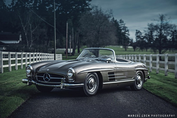 Mercedes-Benz 300SL Roadster 