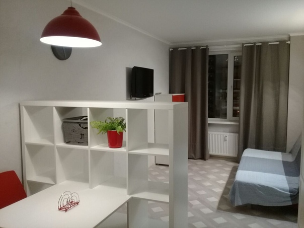 Марьина Роща, Образцова, 24<br> Аренда 27.000 рублей<br>8-929-112-72-94<br> Маленькая студия 22 кв м. Гармоничная расстановка мебели. Полноценная кухонная зона с набором техники, обеденный стол, стеллаж, диван, шкаф. <br> Санузел с душем и стиральной машиной. Новые унитаз и раковина.<br>При желании можно заменить диван на кровать. - фото Фото: Марьина Роща, Образцова, 24<br> Аренда 27.000 рублей<br>8-929-112-72-94<br> Маленькая студия 22 кв м. Гармоничная расстановка мебели. Полноценная кухонная зона с набором техники, обеденный стол, стеллаж, диван, шкаф. <br> Санузел с душем и стиральной машиной. Новые унитаз и раковина.<br>При желании можно заменить диван на кровать.