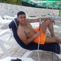 Денис Павлов