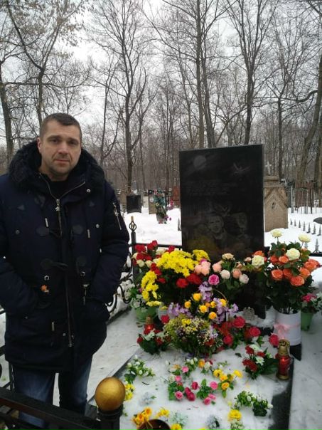 С Новым Годом Коржуков Слушать