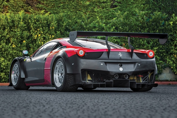 Очень редкие:2011 Ferrari 458 Italia GT3/GTD Класс: racing car Тип кузова: 2-door berlinetta Двигатель: V8 4.5 L КПП: МКПП-6 Привод: задний Компоновка: среднемоторная Тип топлива: бензин Страна