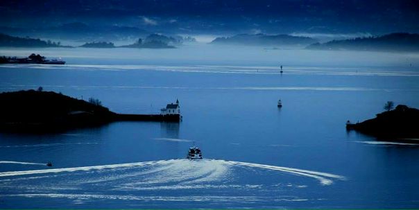 Осло-фьорд в сумерках, Норвегия