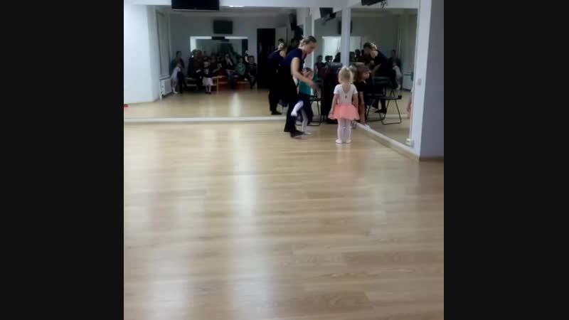 VID_152990127_173243_985.mp4
