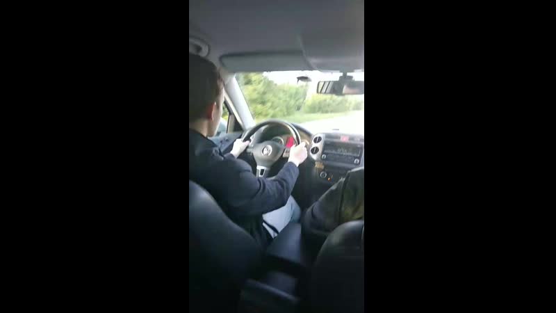 VID_20190525_194115.mp4