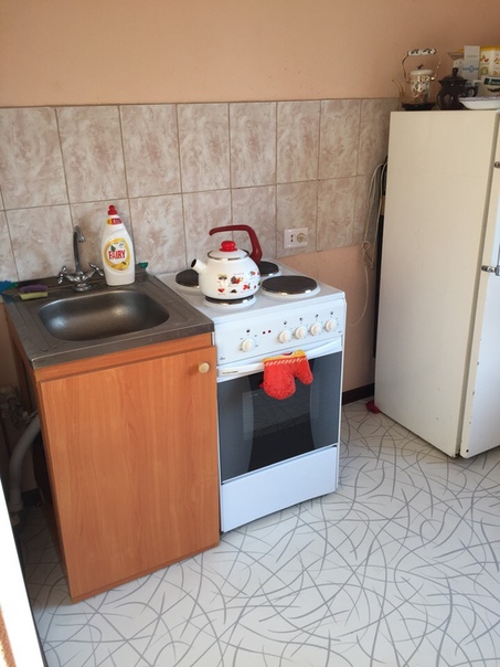 !!! Срочно подселю к себе в однушку девушку от 18-25. Без животных и детей. Работающую. ТОЛЬКО ДЕВУШКУ!!!<br>Квартира в пешей доступности от м.Отрадное (10 минут)цена 13000т/р в месяц с каждой , к.у. включено. Проживать со мной, хозяин служит в армии по контракту. На фото нет машинки, но по факту она есть. 2 спальных места. Ищу срочно!!!!!! Все вопросы в лс!! - фото Фото: !!! Срочно подселю к себе в однушку девушку от 18-25. Без животных и детей. Работающую. ТОЛЬКО ДЕВУШКУ!!!<br>Квартира в пешей доступности от м.Отрадное (10 минут)цена 13000т/р в месяц с каждой , к.у. включено. Проживать со мной, хозяин служит в армии по контракту. На фото нет машинки, но по факту она есть. 2 спальных места. Ищу срочно!!!!!! Все вопросы в лс!!