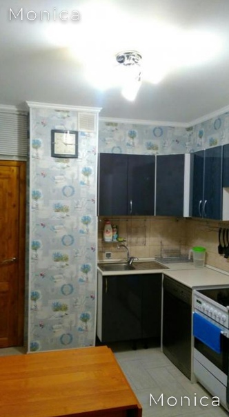 Сдается однокомнатная квартира 40 кв. м. на 8 этаже 12-ти этажного дома. Есть холодильник, стиралка, посудомойка. Сдаётся с 10 октября.<br>Без комиссии!<br>Подробнее на - фото Фото: Сдается однокомнатная квартира 40 кв. м. на 8 этаже 12-ти этажного дома. Есть холодильник, стиралка, посудомойка. Сдаётся с 10 октября.<br>Без комиссии!<br>Подробнее на