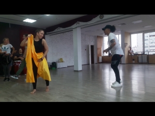 Rumba Guaguanco class - Yoanis y Olga ( Live sound!!)