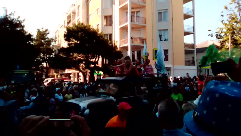 VID_20190601_161115.mp4