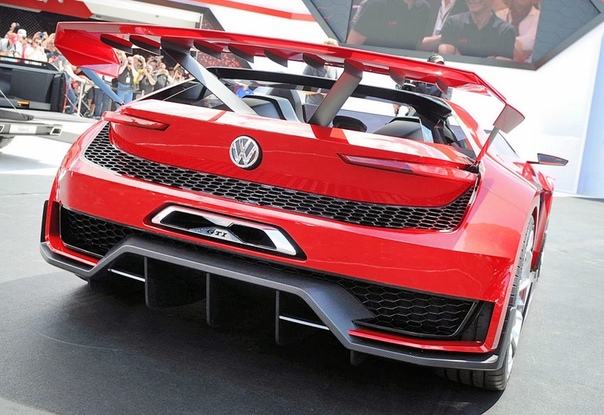 Volswagen GTI Roadster Vision Gran Turismo 2014 Двигатель: 3.0 VR6 TSI с двумя турбонагнетателямиМощность: 503 л.с. Крутящий момент: 665 Нм Трансмиссия: Робот DSG 7 ступ. Макс. скорость: 306