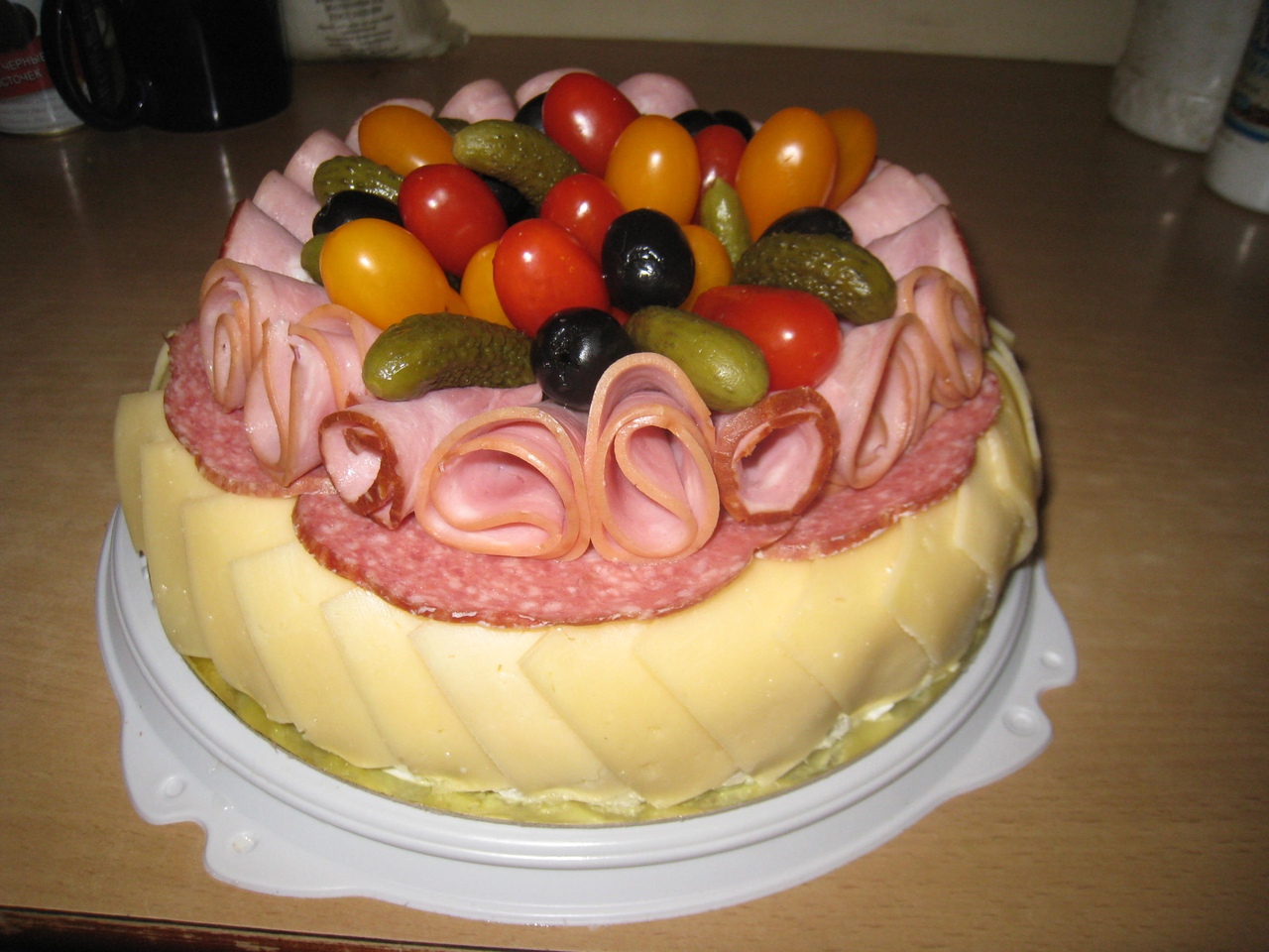 Мясной торт