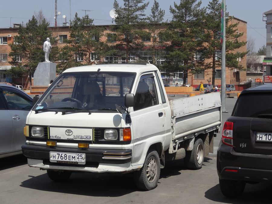 Транспорт Приморья - Апрель 2019 daihatsu,уаз,маз (мзкт),такси,грузовые автомобили,toyota,зил,hyundai,chevrolet,автобусы,kia,уралаз (уралзис),иж,mitsubishi,дальний восток,mazda,opel,honda,ford,кавз,автокран,isuzu,коммунальные службы,peterbilt,газ,suzuki,nissan,jeep,mercedes-benz,subaru,ваз,правый руль