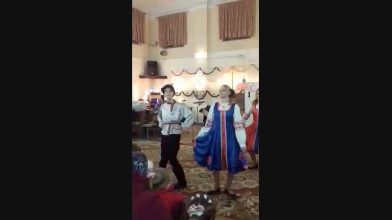 Танец русские народные жгут😂❤️