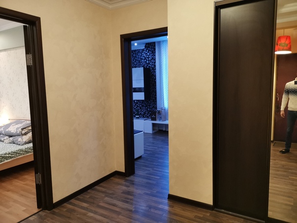 Фото: Сдаю комнату в 2х комнатной квартире<br>По адресу Севастопольский проспект дом 1к5<br><br>Комнату для девушки<br>Оплата 20 000к вкл счётчики.<br>До метро Тульская 15м<br>До мцк Крымская 7м<br><br>Без собак и кошек!<br><br>Пишите в личку 