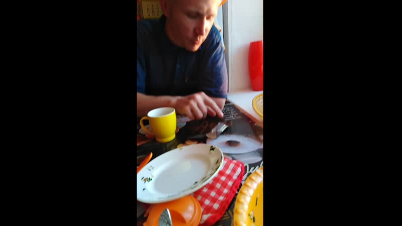 VID_20190619_201742.mp4