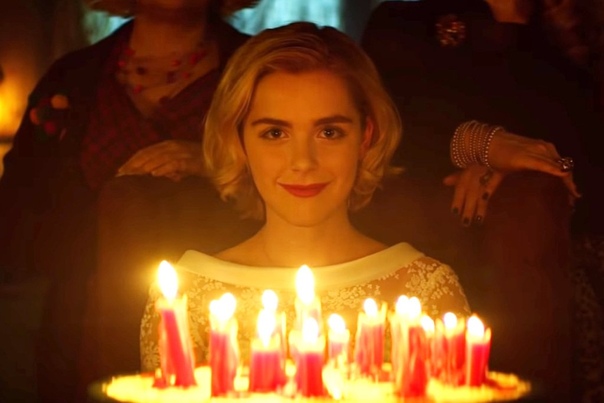 Храм Сатаны намерен подать в суд на создателей сериала «Сабрина». Люсьен Гривс, сооснователь и представитель Сатанинского храма, заявил в Twitter, что они готовы подать в суд на создателей