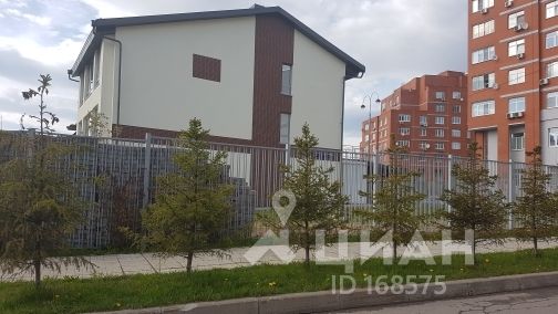 Продается танхаус 340 метров кв. в белом варианте , три этажа, район Куркино ,СОБСТВЕННИК <br>89652197939 Ватсап ,вайбер <br>цена 33,4 млн - фото Фото: Продается танхаус 340 метров кв. в белом варианте , три этажа, район Куркино ,СОБСТВЕННИК <br>89652197939 Ватсап ,вайбер <br>цена 33,4 млн