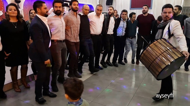 Ellaam Gençlik Halayı