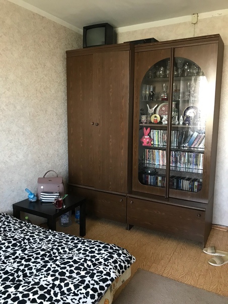 Сдаётся изолированная комната. 16000 руб. (включая к/у). Без депозита.<br>М. Славянский бульвар, 6 минут пешком. Проживание с одной хозяйкой в трехкомнатной квартире. Для платежеспособной, порядочной девушке, женщине. Заселение с 24 августа.<br>Без посредников. - фото Фото: Сдаётся изолированная комната. 16000 руб. (включая к/у). Без депозита.<br>М. Славянский бульвар, 6 минут пешком. Проживание с одной хозяйкой в трехкомнатной квартире. Для платежеспособной, порядочной девушке, женщине. Заселение с 24 августа.<br>Без посредников.