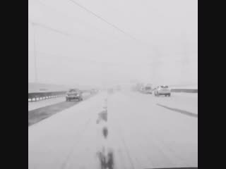 Снегопад на КАД в Петербурге