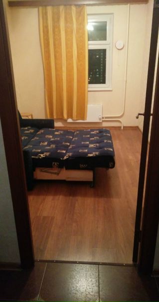СРОЧНО!!! СДАЁТСЯ ИЗОЛИРОВАННАЯ КОМНАТА<br><br>Срочно ищем соседа или соседку в отдельную изолированную комнату 12 м2, в 2-х комнатной квартире. Проживание БЕЗ ХОЗЯЕВ.<br>В другой комнате проживаю я и мой коллега по работе.<br>Район НЕКРАСОВКА, светлая просторная квартира со свежим ремонтом. Добираться пока можно от метро Выхино или Новокосино автобусом. НО!!! уже со дня на день! открывается станция метро НЕКРАСОВКА РЯДОМ С НАШИМ ПОДЪЕЗДОМ - ЕЩЁ РАЗ - БУКВАЛЬНО В 15 метрах от подъезда!!!<br>В квартире есть всё необходимое для комфортного проживания.<br>У нас ВСЕГДА спокойствие и тишина, так как сюда приходим ОТДЫХАТЬ ПОСЛЕ РАБОТЫ, восстанавливать силы перед новыми трудовыми подвигами.<br>В пешей доступности - 3 мин- КРУГЛОСУТОЧНЫЕ магазины СПАР и Дикси.<br>В качестве соседа ожидаем увидеть аккуратного воспитанного человека, разделяющего наши представления о том, что мы в квартире живём спокойно и уважаем личное пространство каждого.<br>Посмотреть и заехать можно с 5 марта.<br>Стоимость 16 тыс (включая коммуналку)<br>Марк, 950 7761708 - фото Фото: СРОЧНО!!! СДАЁТСЯ ИЗОЛИРОВАННАЯ КОМНАТА<br><br>Срочно ищем соседа или соседку в отдельную изолированную комнату 12 м2, в 2-х комнатной квартире. Проживание БЕЗ ХОЗЯЕВ.<br>В другой комнате проживаю я и мой коллега по работе.<br>Район НЕКРАСОВКА, светлая просторная квартира со свежим ремонтом. Добираться пока можно от метро Выхино или Новокосино автобусом. НО!!! уже со дня на день! открывается станция метро НЕКРАСОВКА РЯДОМ С НАШИМ ПОДЪЕЗДОМ - ЕЩЁ РАЗ - БУКВАЛЬНО В 15 метрах от подъезда!!!<br>В квартире есть всё необходимое для комфортного проживания.<br>У нас ВСЕГДА спокойствие и тишина, так как сюда приходим ОТДЫХАТЬ ПОСЛЕ РАБОТЫ, восстанавливать силы перед новыми трудовыми подвигами.<br>В пешей доступности - 3 мин- КРУГЛОСУТОЧНЫЕ магазины СПАР и Дикси.<br>В качестве соседа ожидаем увидеть аккуратного воспитанного человека, разделяющего наши представления о том, что мы в квартире живём спокойно и уважаем личное пространство каждого.<br>Посмотреть и заехать можно с 5 марта.<br>Стоимость 16 тыс (включая коммуналку)<br>Марк, 950 7761708