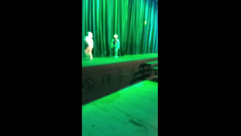 VID_20190510_200847.mp4