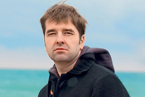 actor Иван Волков. Иван Николаевич Волков (род. 14 августа 1974, Ленинград) - российский актёр и композитор. Биография. Принадлежит к знаменитой актерской династии. Талантливых родителей - Ольгу