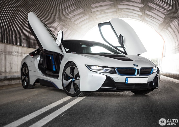 BMW i8
