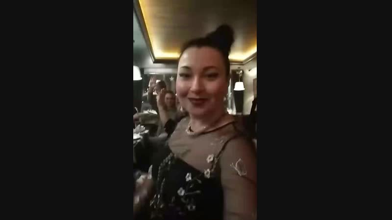 VID_37980617_215116_373.mp4