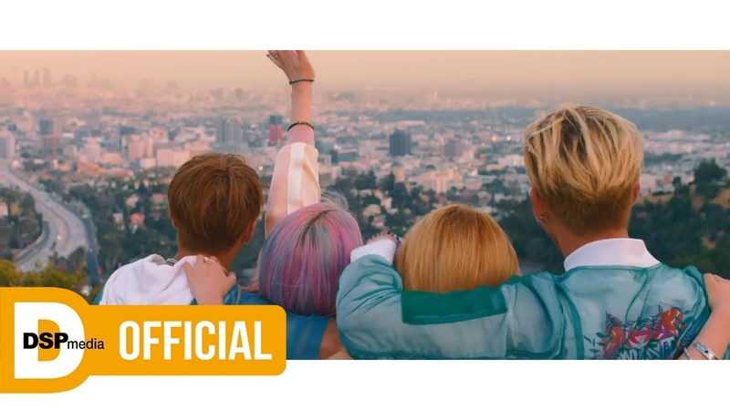 KARD - Hola Hola MV