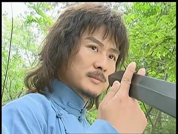 大俠上山復仇,不料遇到隱世高人阻攔,竟奪走了大俠的絕世好劍!