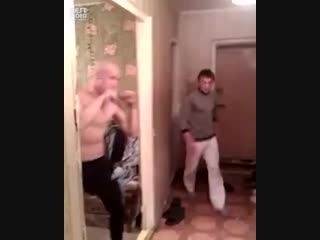 Канистрой ушатал