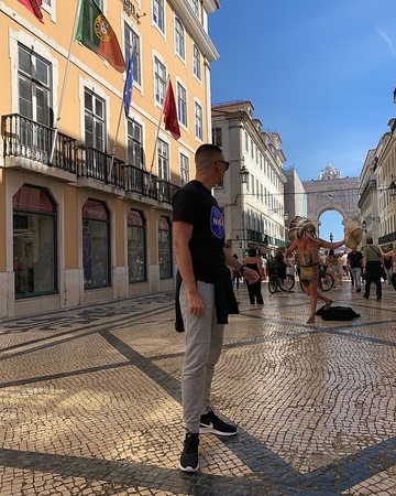 Plato_artem video