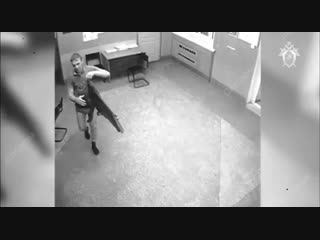 В Томске мужик с помощью штанов избил полицейского