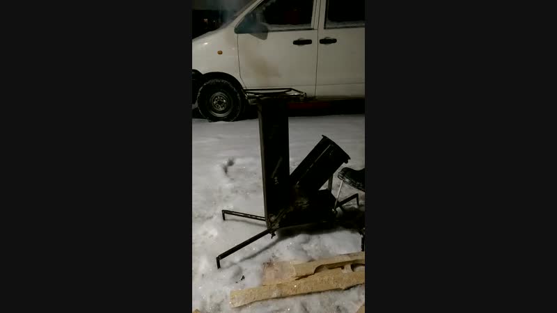 Ракетная печь. Работа поддувала.