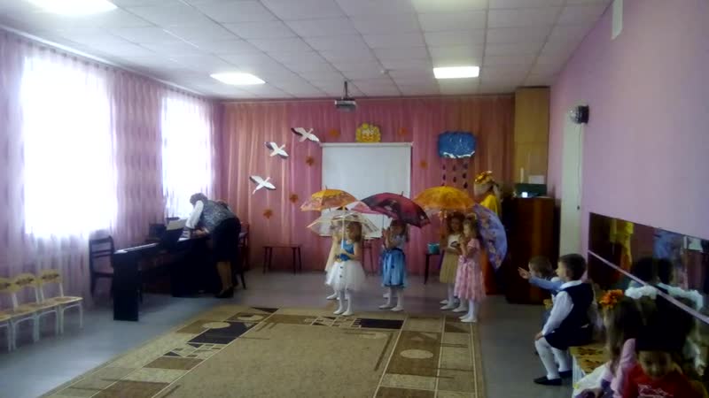 День осени в саду(сестрёнки мои)