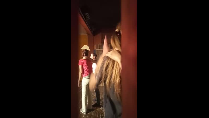 VID_20190614_100924.mp4