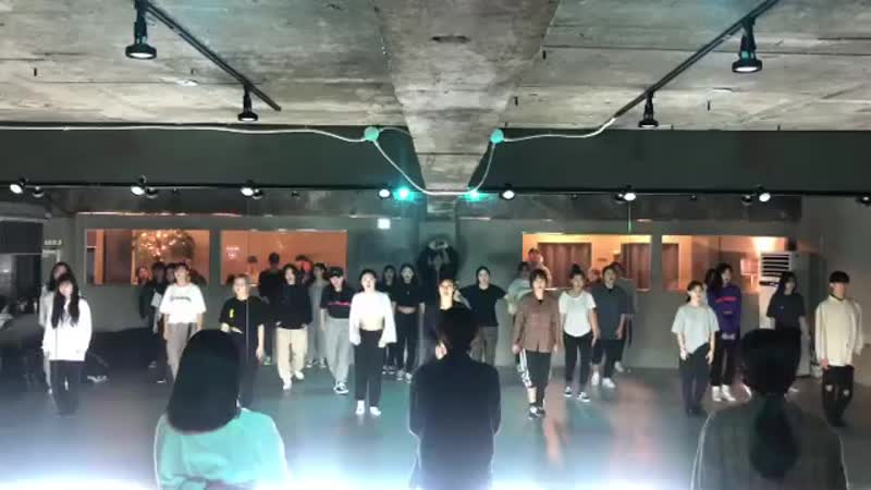 Instagram 1Milion dance studio