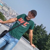 Александр Дмитриенко