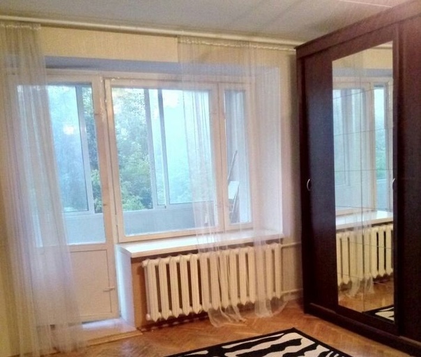 СДАЮ 1-но комн. квартиру в 2-х шагах от метро Водный <br>стадион. Ул. Адмирала Макарова, д. 14. Окна во двор. Въезд <br>во двор под шлакбаум. Квартира в хорошем состоянии. Есть <br>необходимый набор мебели. оплата идет 24 000р за месяц+ вся <br>коммуналка 4 тысячи! <br>Звоните 8-925-810-67-84 - фото Фото: СДАЮ 1-но комн. квартиру в 2-х шагах от метро Водный <br>стадион. Ул. Адмирала Макарова, д. 14. Окна во двор. Въезд <br>во двор под шлакбаум. Квартира в хорошем состоянии. Есть <br>необходимый набор мебели. оплата идет 24 000р за месяц+ вся <br>коммуналка 4 тысячи! <br>Звоните 8-925-810-67-84