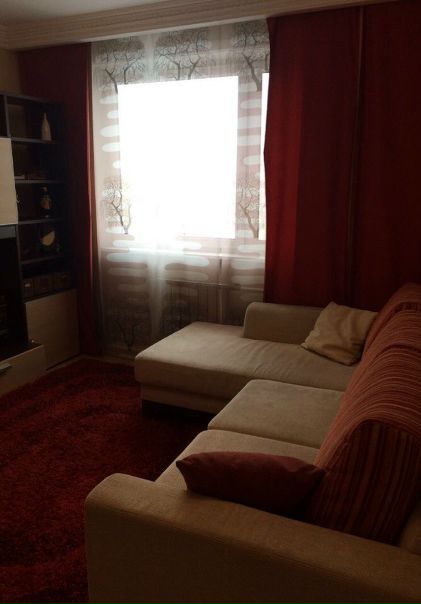 Фото: Товарищи! Сдается комната, 14 м2, отличный ремонт, вся необходимая мебель, рабочий стол и классные соседи - молодая пара. Цена - 20 000 руб/месяц. м. Алтуфьево, ул. Псковская, д. 2. Писать в ЛС, заезжать можно уже сейчас!<br> Радченко