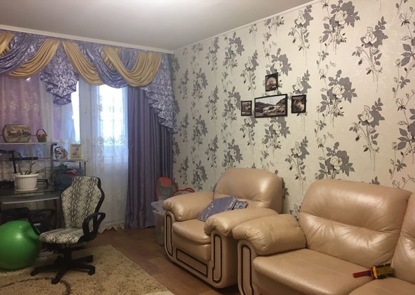 Большая Черкизовская, 30 к4 <br>м.Локомотив — 850 м <br>Сдам небольшую двухкомнатную квартиру на длительный срок. <br>Есть вся необходимая мебель и техника. <br>Шаговая доступность до метро и стадиона ЛОКОМОТИВ. <br>Сан узел совместный.Проведен интернет. <br>В приоритете славяни.Прописка не важна. <br>Квартира свободна и готова к сдаче. <br>Окна поменяны.Хорошая входная дверь. <br>Цена 37000 и доп.оплаты. <br>Телефон 8-926779-20-83 - фото Фото: Большая Черкизовская, 30 к4 <br>м.Локомотив — 850 м <br>Сдам небольшую двухкомнатную квартиру на длительный срок. <br>Есть вся необходимая мебель и техника. <br>Шаговая доступность до метро и стадиона ЛОКОМОТИВ. <br>Сан узел совместный.Проведен интернет. <br>В приоритете славяни.Прописка не важна. <br>Квартира свободна и готова к сдаче. <br>Окна поменяны.Хорошая входная дверь. <br>Цена 37000 и доп.оплаты. <br>Телефон 8-926779-20-83