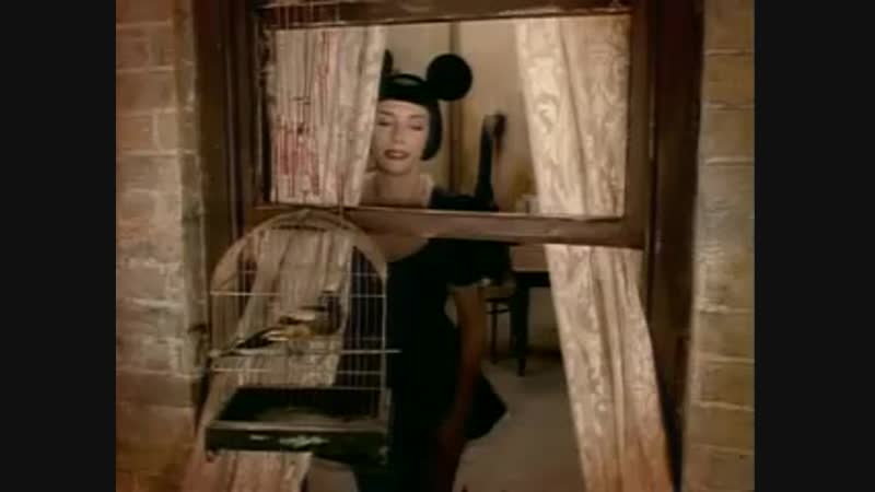 Annie Lennox - Waiting in Vain